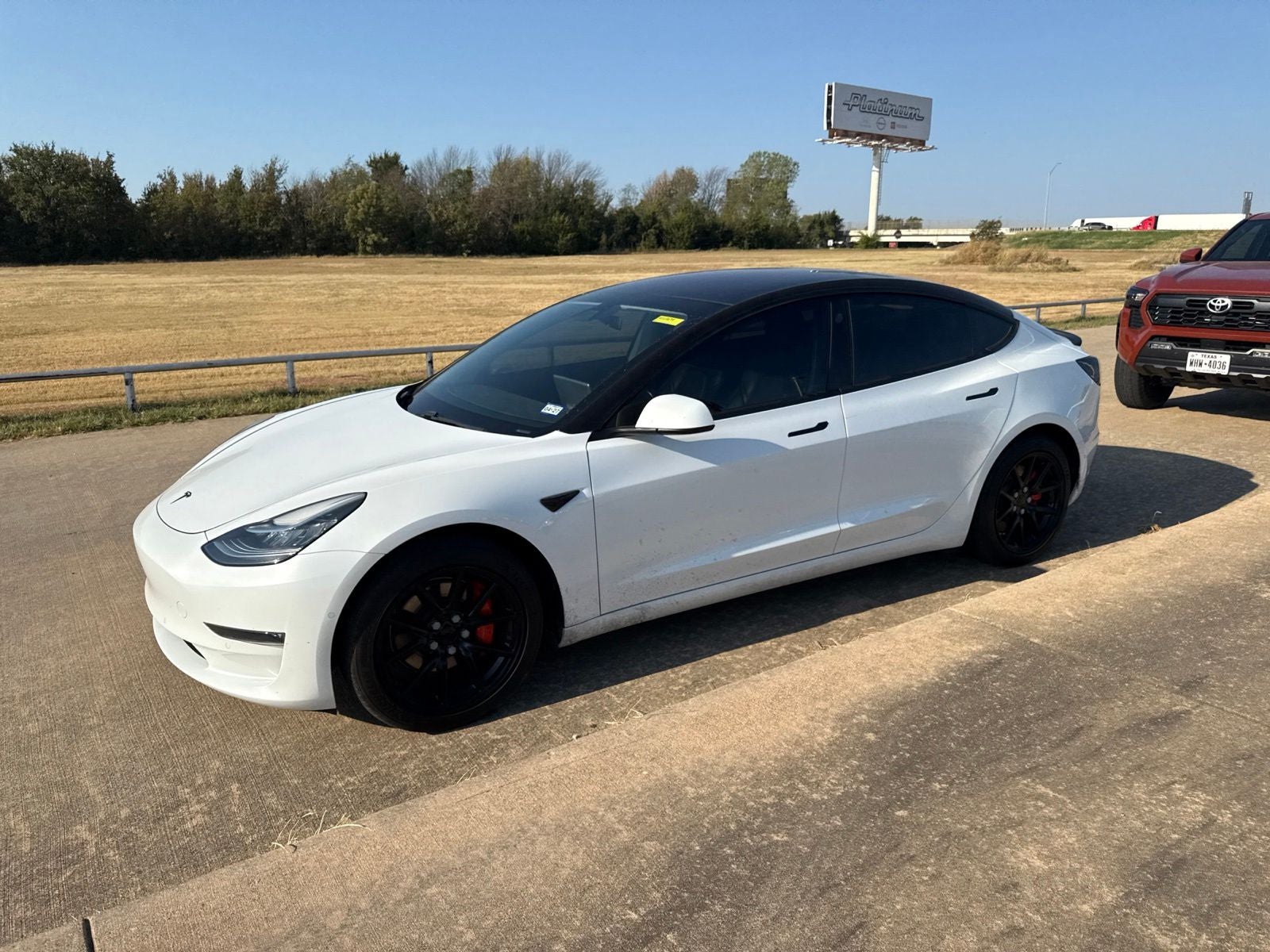 tesla model 3 2018 5YJ3E1EA5JF044732 image tesla model 3 2018 5YJ3E1EA5JF044732 image